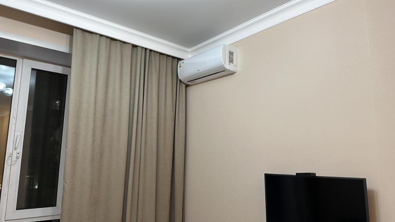 Ferienwohnung 1 Комнатная Рядом C Expo, Mega Silk Way Astana Exterior foto